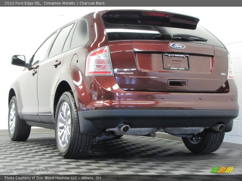 Cinnamon Metallic / Charcoal Black 2010 Ford Edge SEL