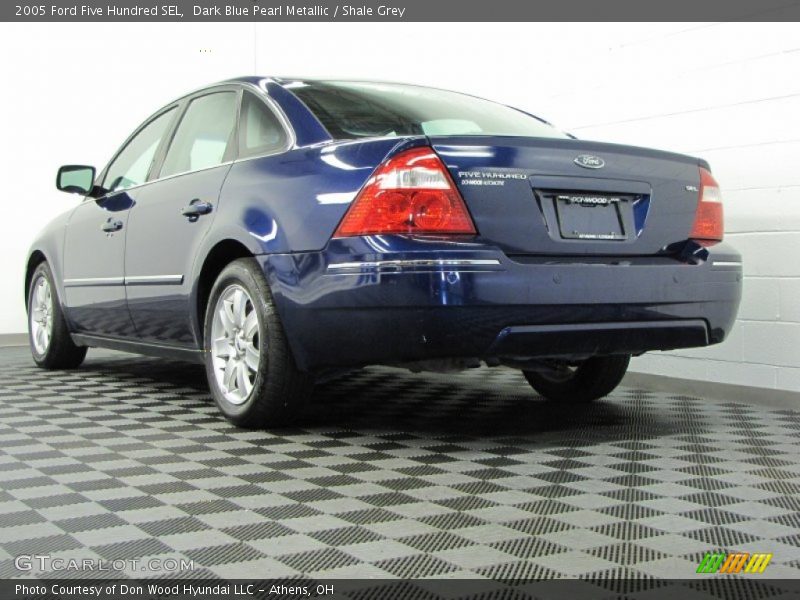 Dark Blue Pearl Metallic / Shale Grey 2005 Ford Five Hundred SEL