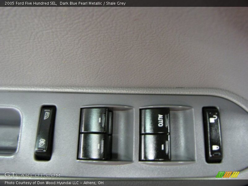 Dark Blue Pearl Metallic / Shale Grey 2005 Ford Five Hundred SEL
