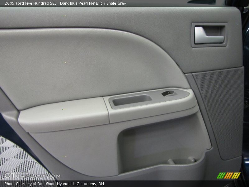 Dark Blue Pearl Metallic / Shale Grey 2005 Ford Five Hundred SEL