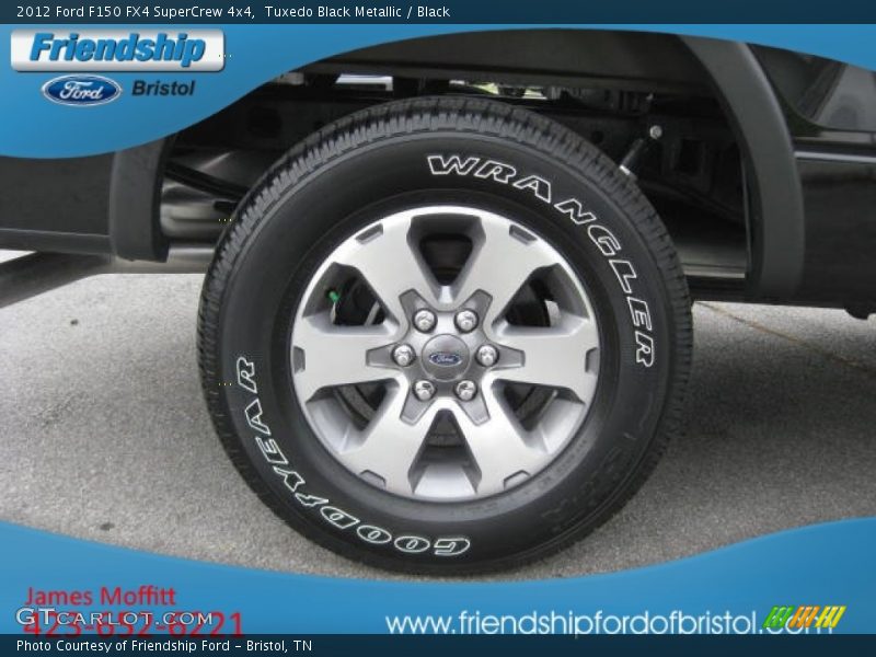 Tuxedo Black Metallic / Black 2012 Ford F150 FX4 SuperCrew 4x4