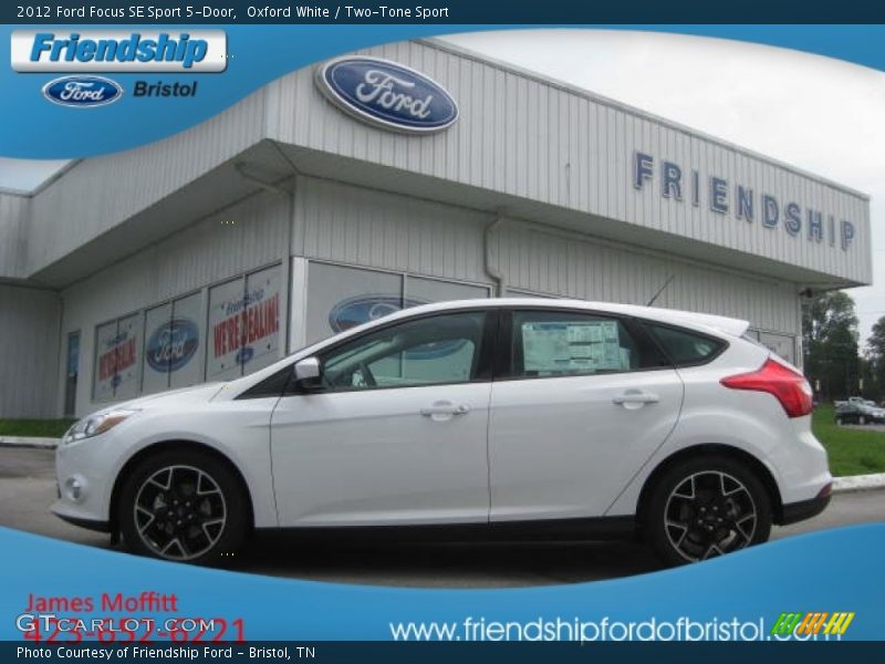 Oxford White / Two-Tone Sport 2012 Ford Focus SE Sport 5-Door