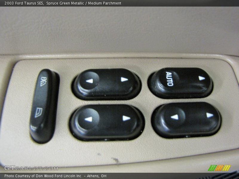 Spruce Green Metallic / Medium Parchment 2003 Ford Taurus SES