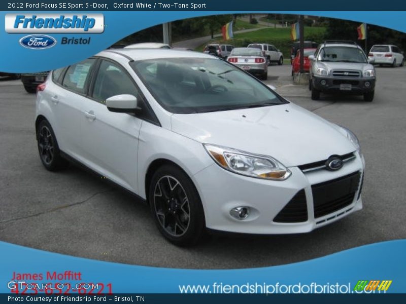 Oxford White / Two-Tone Sport 2012 Ford Focus SE Sport 5-Door