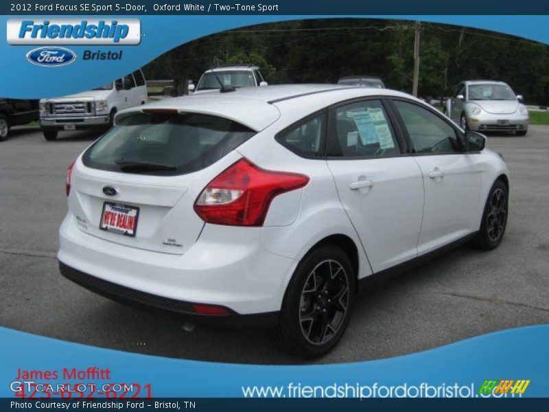 Oxford White / Two-Tone Sport 2012 Ford Focus SE Sport 5-Door