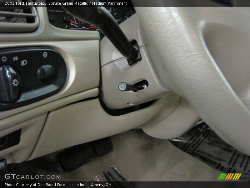 Spruce Green Metallic / Medium Parchment 2003 Ford Taurus SES
