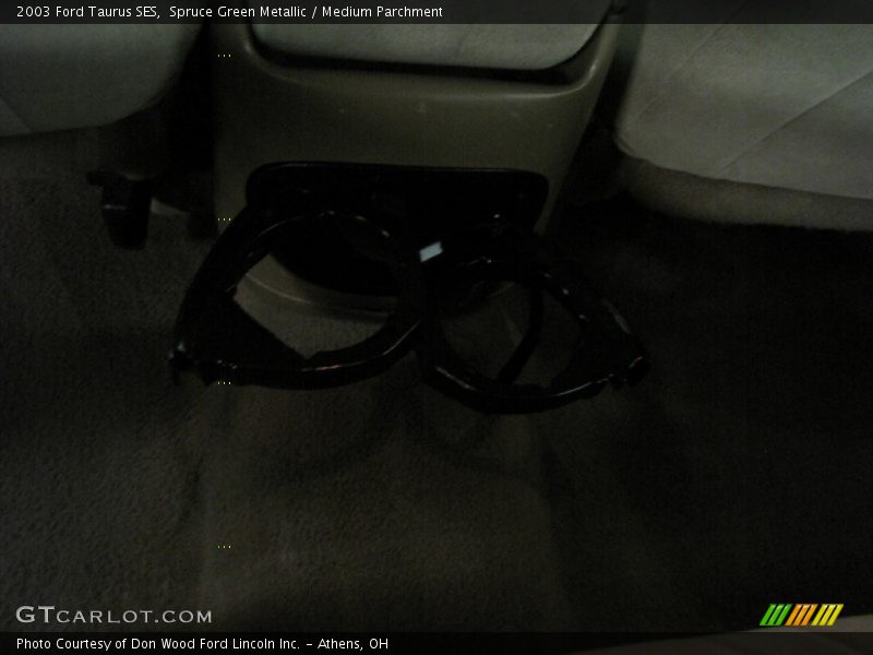 Spruce Green Metallic / Medium Parchment 2003 Ford Taurus SES