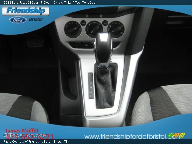 Oxford White / Two-Tone Sport 2012 Ford Focus SE Sport 5-Door