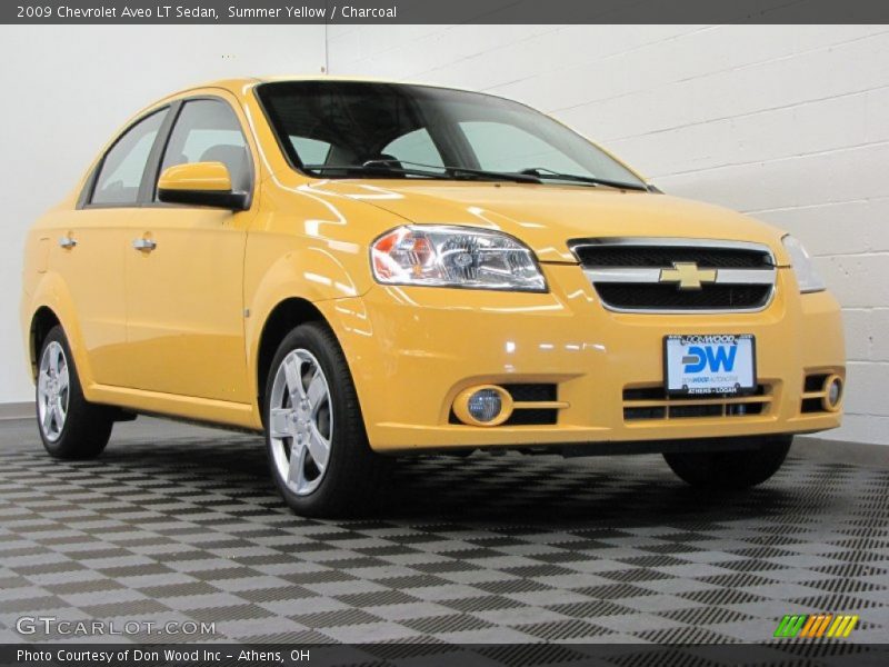 Summer Yellow / Charcoal 2009 Chevrolet Aveo LT Sedan