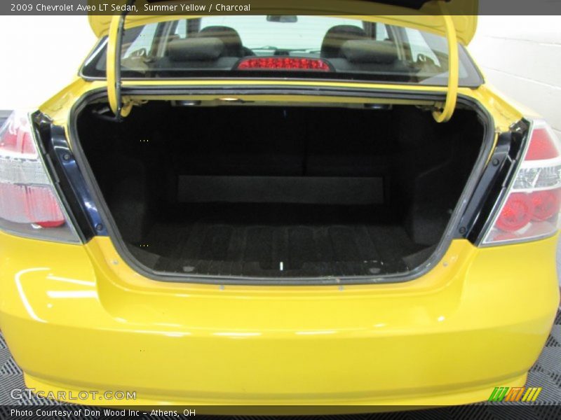 Summer Yellow / Charcoal 2009 Chevrolet Aveo LT Sedan