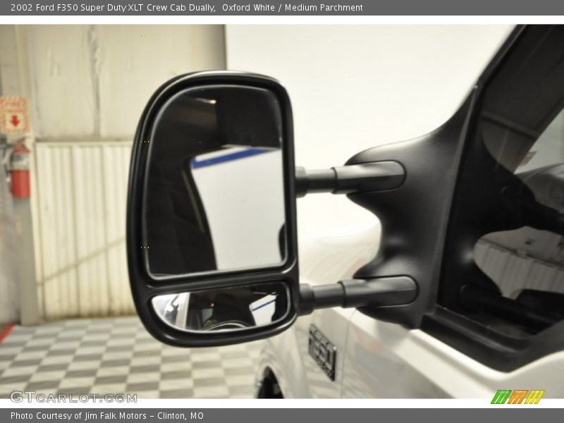 Oxford White / Medium Parchment 2002 Ford F350 Super Duty XLT Crew Cab Dually