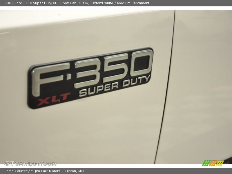 Oxford White / Medium Parchment 2002 Ford F350 Super Duty XLT Crew Cab Dually