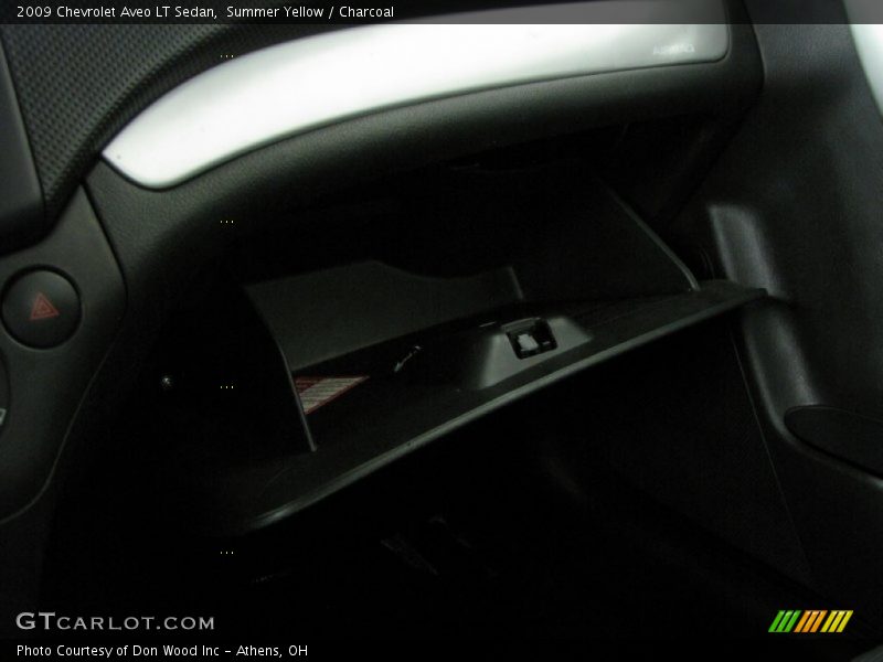 Summer Yellow / Charcoal 2009 Chevrolet Aveo LT Sedan