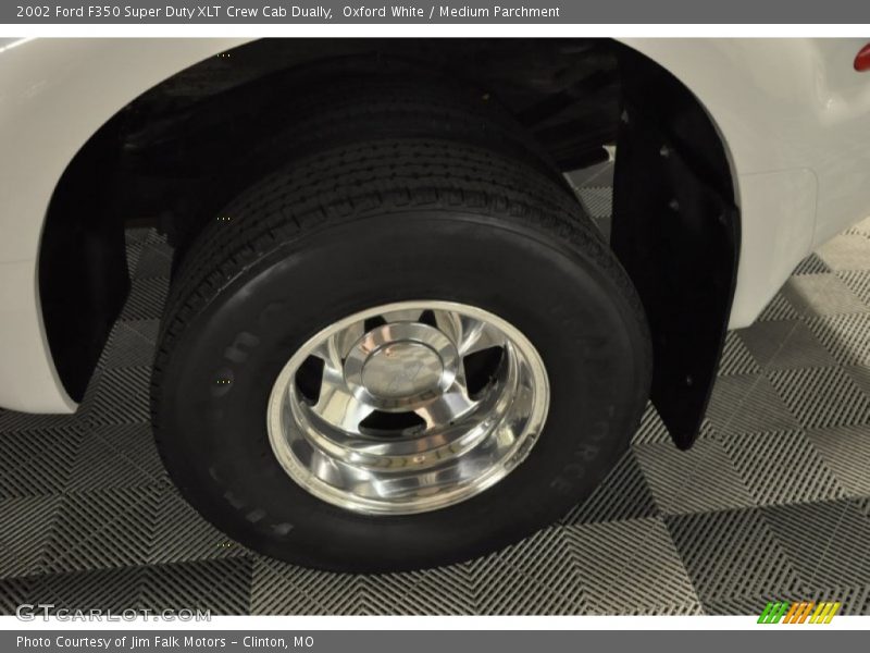 Oxford White / Medium Parchment 2002 Ford F350 Super Duty XLT Crew Cab Dually