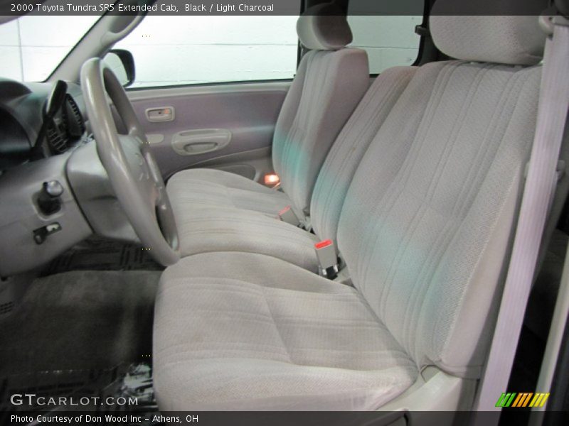 Black / Light Charcoal 2000 Toyota Tundra SR5 Extended Cab