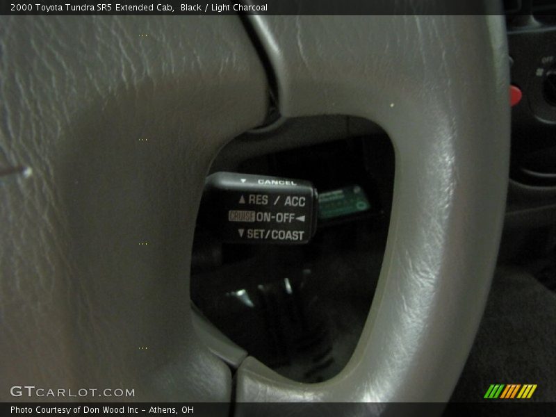 Black / Light Charcoal 2000 Toyota Tundra SR5 Extended Cab