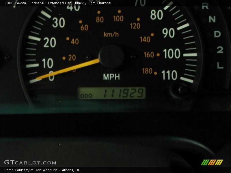 Black / Light Charcoal 2000 Toyota Tundra SR5 Extended Cab
