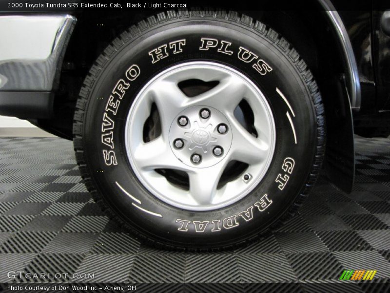 Black / Light Charcoal 2000 Toyota Tundra SR5 Extended Cab