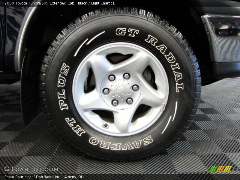 Black / Light Charcoal 2000 Toyota Tundra SR5 Extended Cab