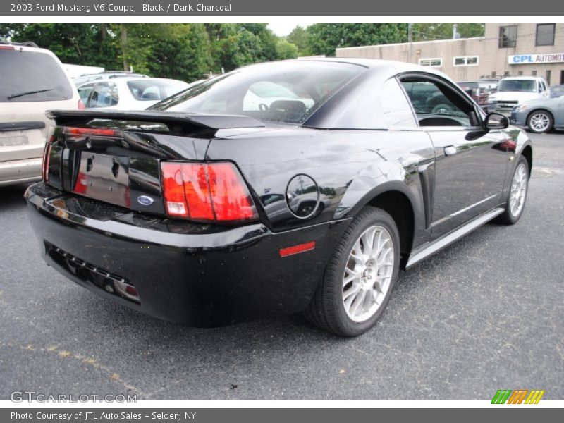 Black / Dark Charcoal 2003 Ford Mustang V6 Coupe