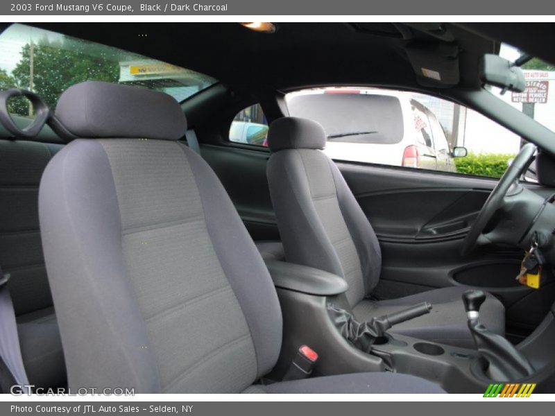 Black / Dark Charcoal 2003 Ford Mustang V6 Coupe