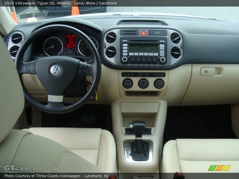 Candy White / Sandstone 2009 Volkswagen Tiguan SEL 4Motion