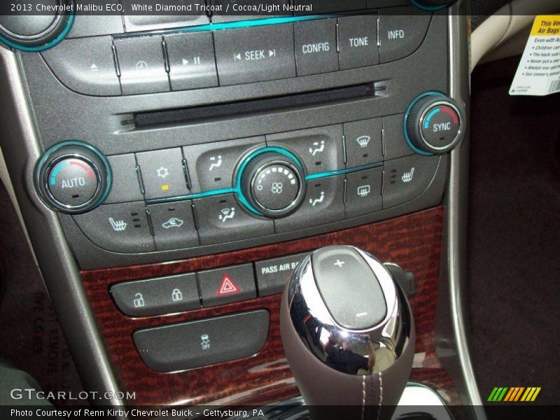 White Diamond Tricoat / Cocoa/Light Neutral 2013 Chevrolet Malibu ECO