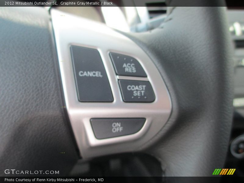 Graphite Gray Metallic / Black 2012 Mitsubishi Outlander SE