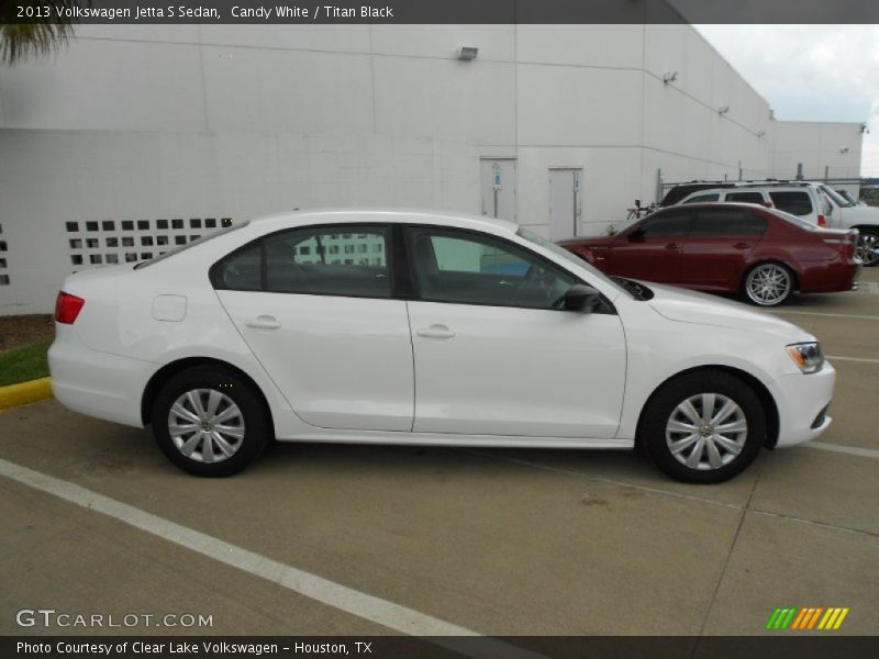 Candy White / Titan Black 2013 Volkswagen Jetta S Sedan