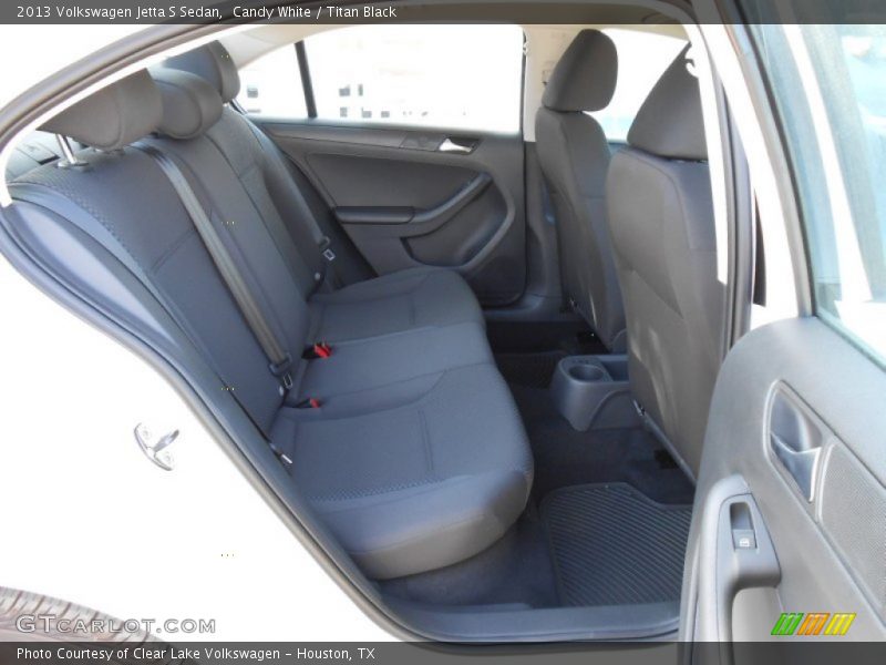 Candy White / Titan Black 2013 Volkswagen Jetta S Sedan