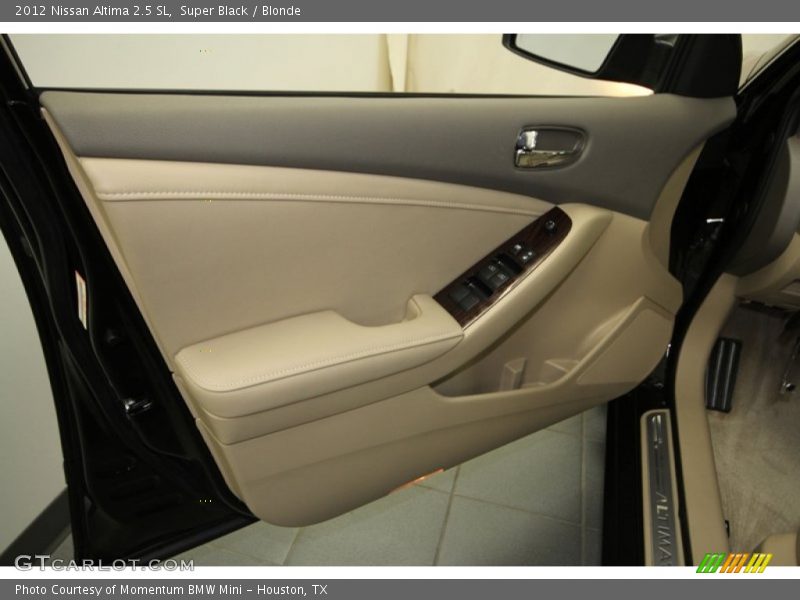 Super Black / Blonde 2012 Nissan Altima 2.5 SL