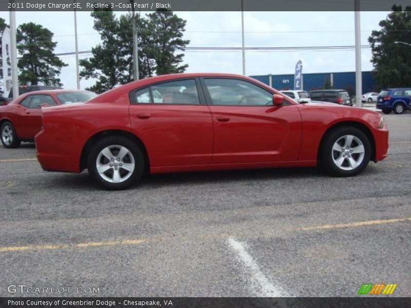 Redline 3-Coat Pearl / Black 2011 Dodge Charger SE
