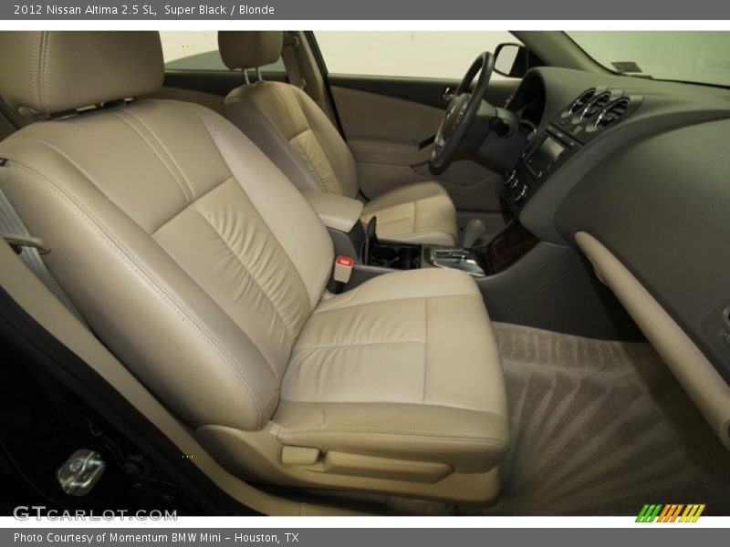 Super Black / Blonde 2012 Nissan Altima 2.5 SL