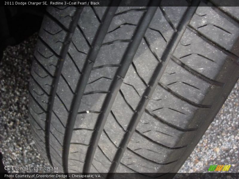 Redline 3-Coat Pearl / Black 2011 Dodge Charger SE