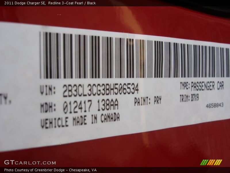 Redline 3-Coat Pearl / Black 2011 Dodge Charger SE