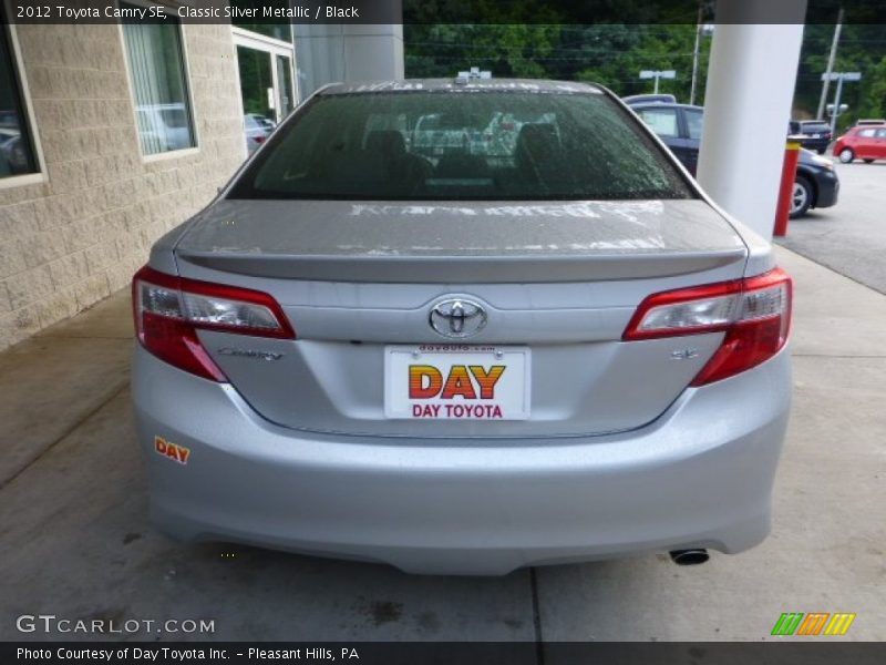 Classic Silver Metallic / Black 2012 Toyota Camry SE