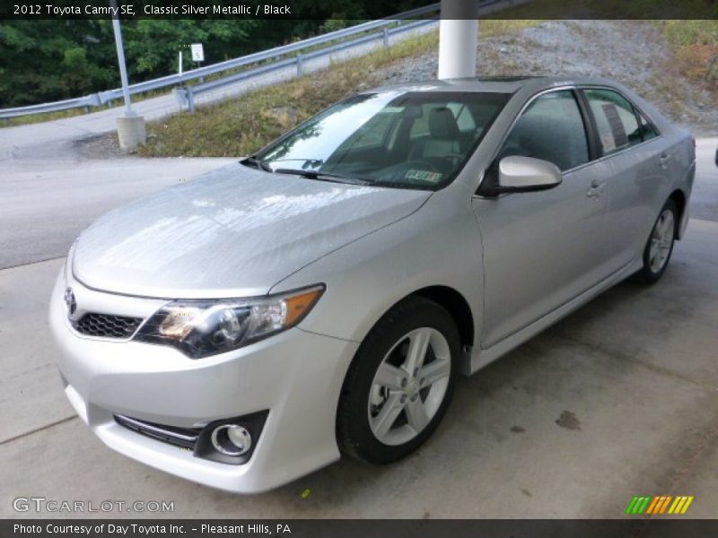 Classic Silver Metallic / Black 2012 Toyota Camry SE