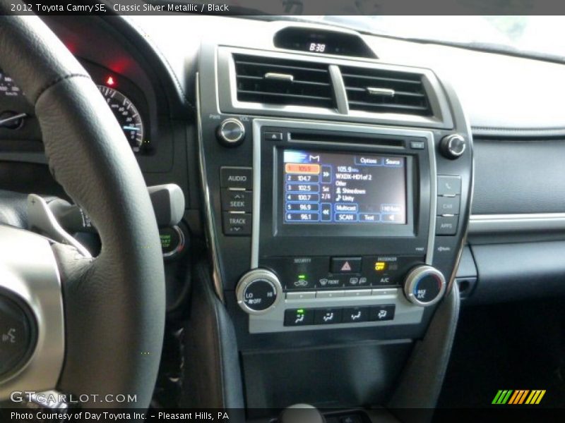 Classic Silver Metallic / Black 2012 Toyota Camry SE