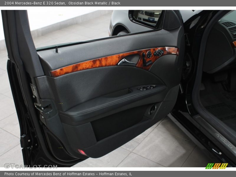 Obsidian Black Metallic / Black 2004 Mercedes-Benz E 320 Sedan