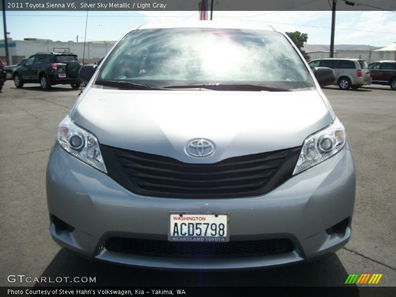 Silver Sky Metallic / Light Gray 2011 Toyota Sienna V6