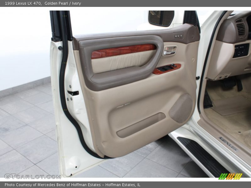 Golden Pearl / Ivory 1999 Lexus LX 470