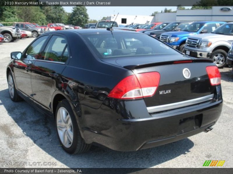 Tuxedo Black Metallic / Dark Charcoal 2010 Mercury Milan I4