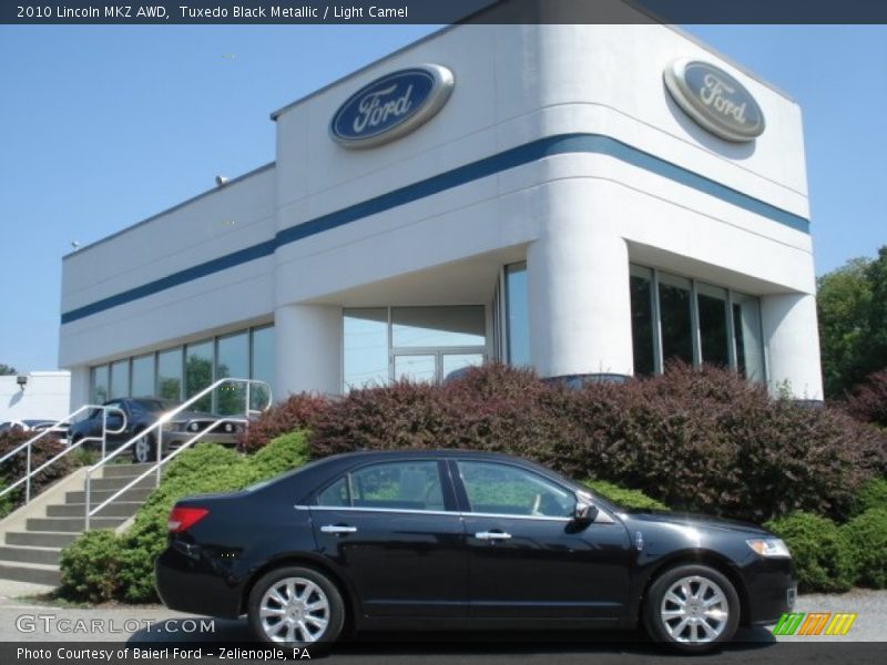 Tuxedo Black Metallic / Light Camel 2010 Lincoln MKZ AWD