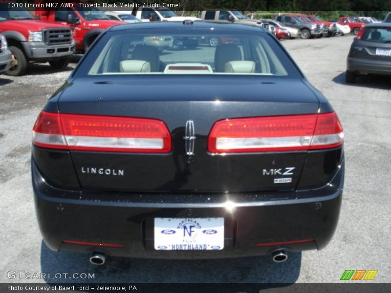 Tuxedo Black Metallic / Light Camel 2010 Lincoln MKZ AWD