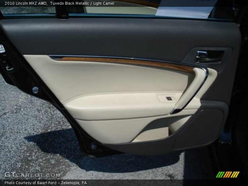 Tuxedo Black Metallic / Light Camel 2010 Lincoln MKZ AWD