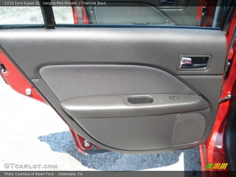 Sangria Red Metallic / Charcoal Black 2010 Ford Fusion SE