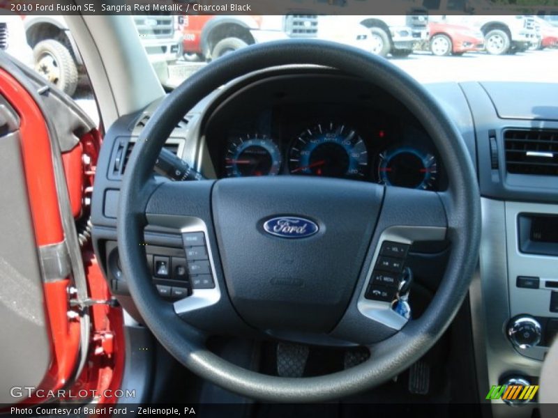 Sangria Red Metallic / Charcoal Black 2010 Ford Fusion SE
