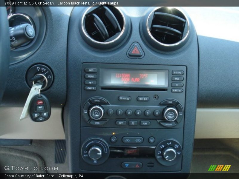 Carbon Black Metallic / Light Taupe 2009 Pontiac G6 GXP Sedan
