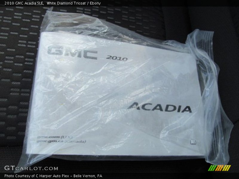 White Diamond Tricoat / Ebony 2010 GMC Acadia SLE