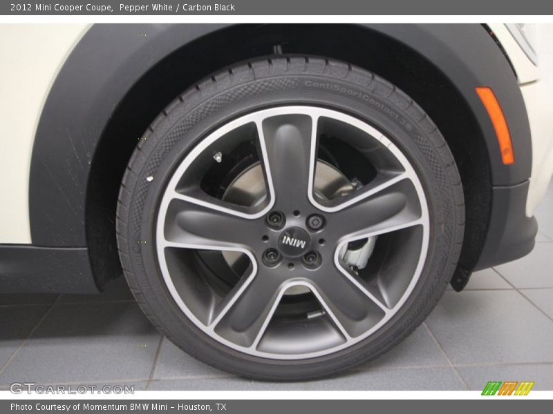 Pepper White / Carbon Black 2012 Mini Cooper Coupe